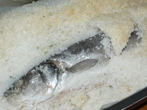 branzino_al_sale_con_pomodori_al_forno9