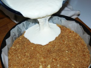 torta_allo_yogurt_con_crema_al_limone09
